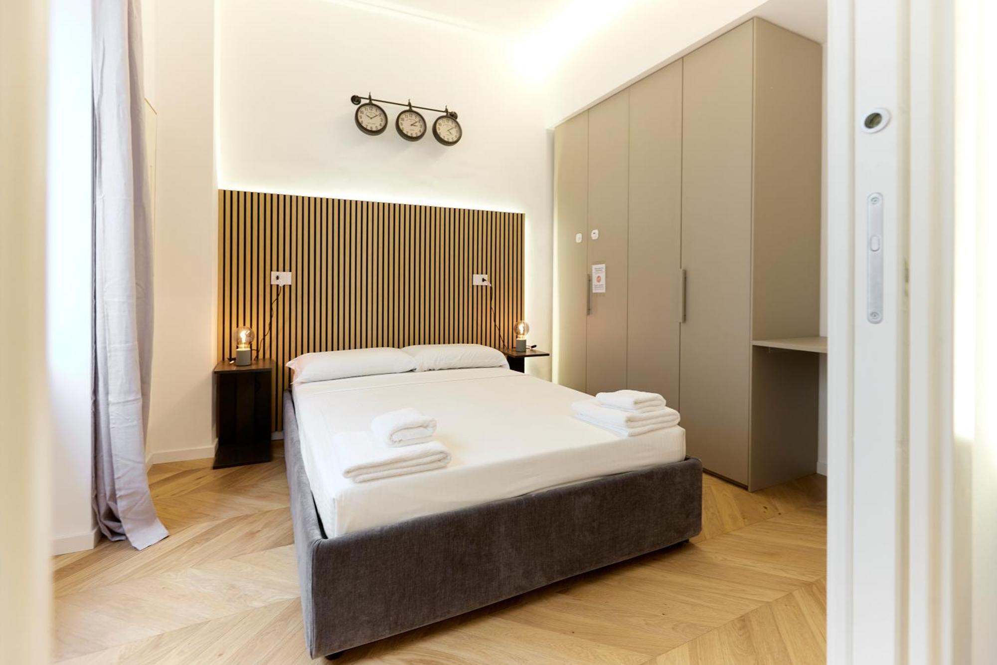 Duomo Cityview Grand Suites Milan Bagian luar foto