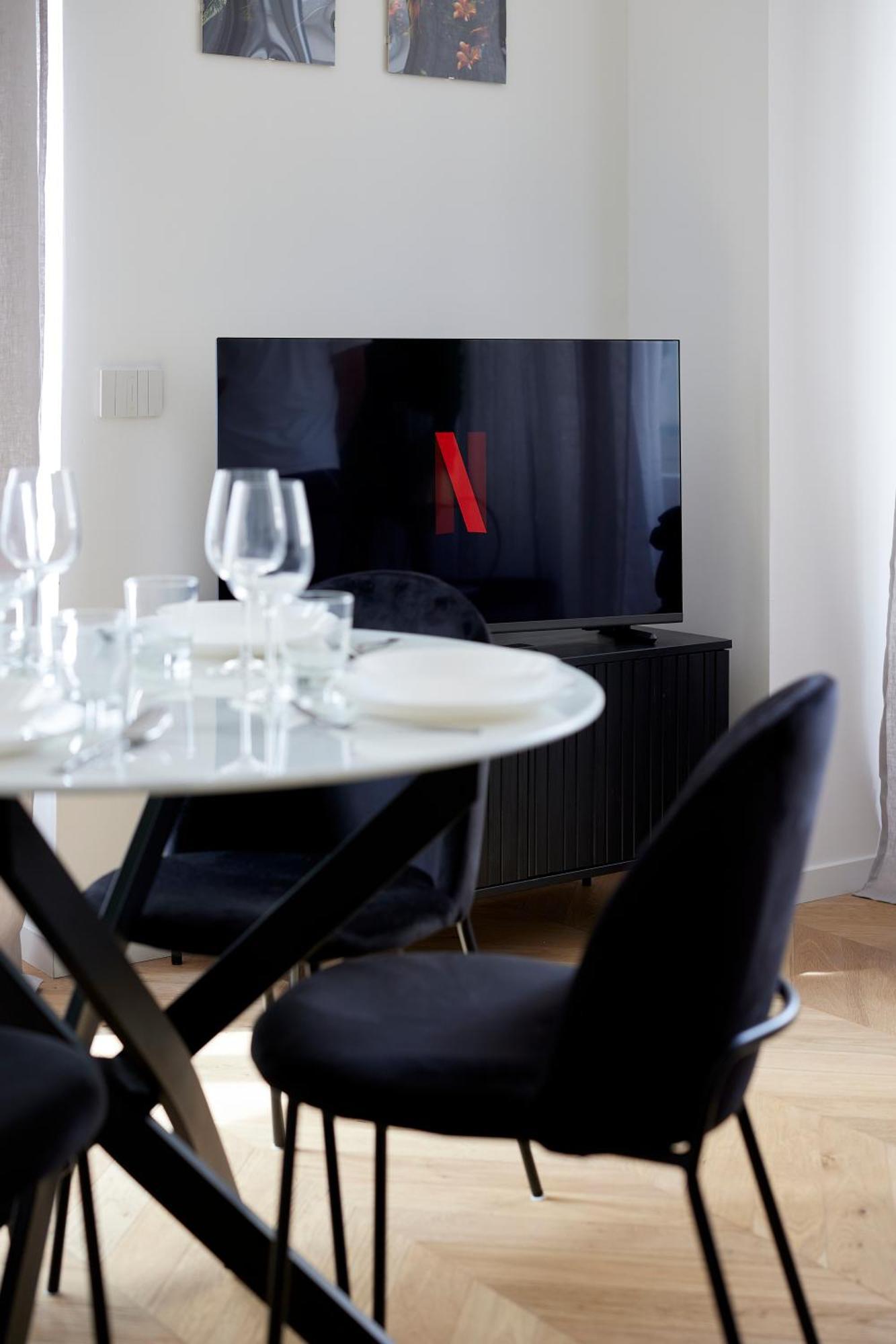 Duomo Cityview Grand Suites Milan Bagian luar foto